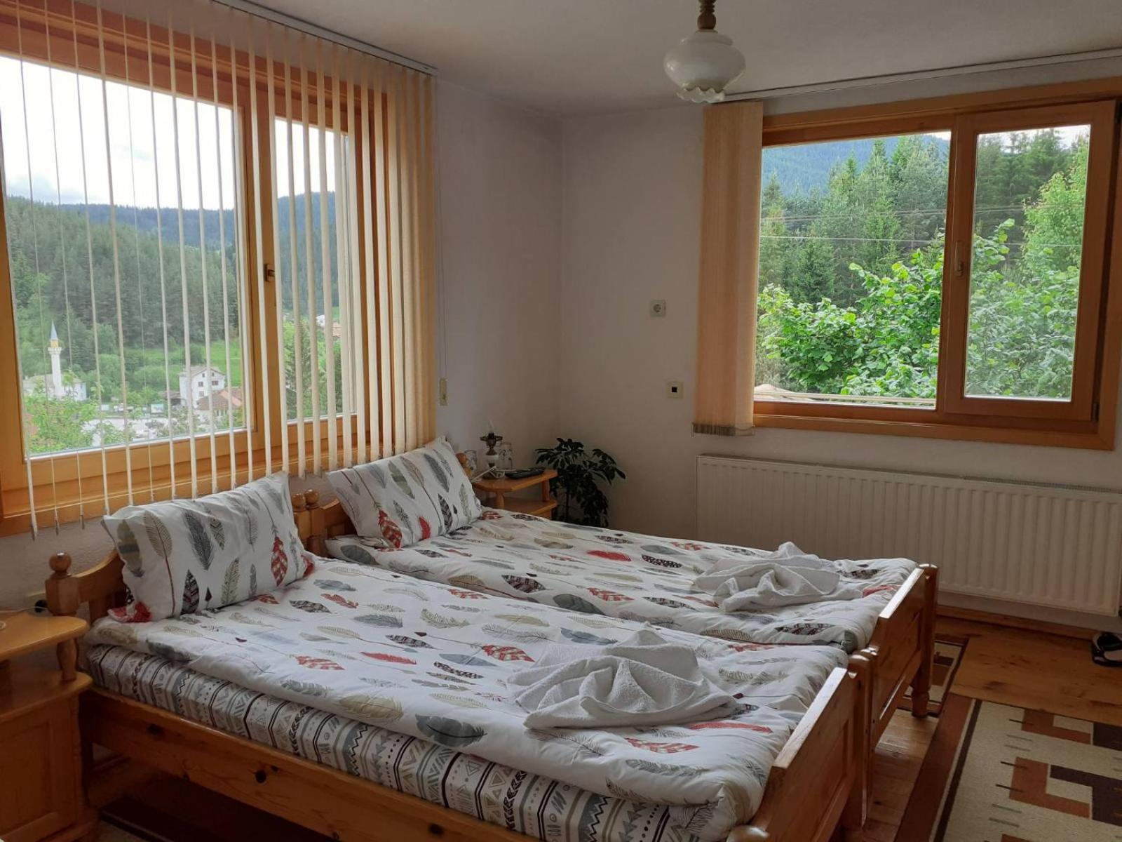 Guest House Stoletnika Ягодина Экстерьер фото